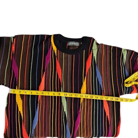 Tundra Canada 3D Knit Long Sleeve Sweater, Coogi Style, Pullover, Light, Size M - Picture 6 of 9